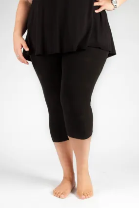 Black Capris Large