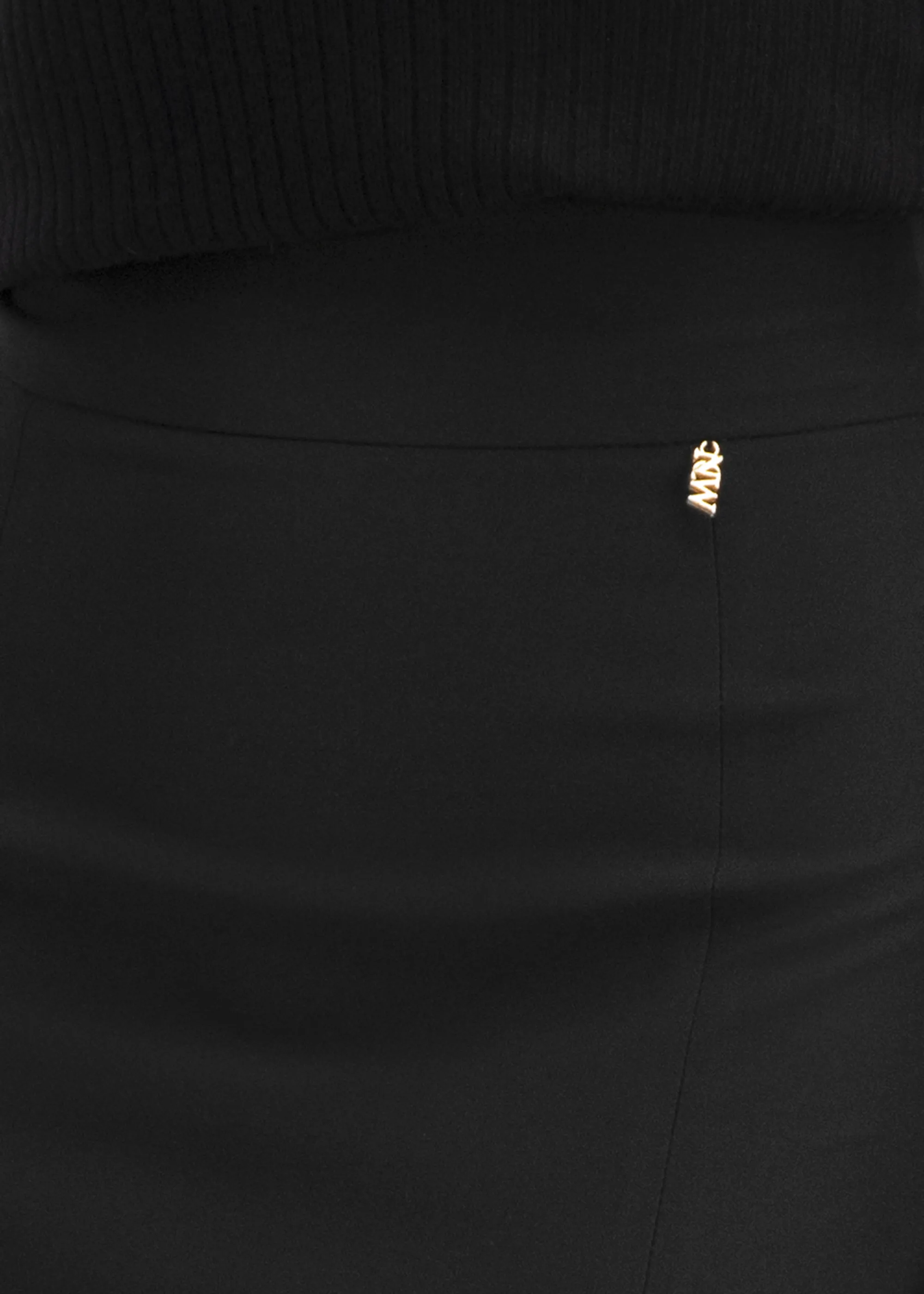 Classic sheath skirt - COLINERA in BLACK