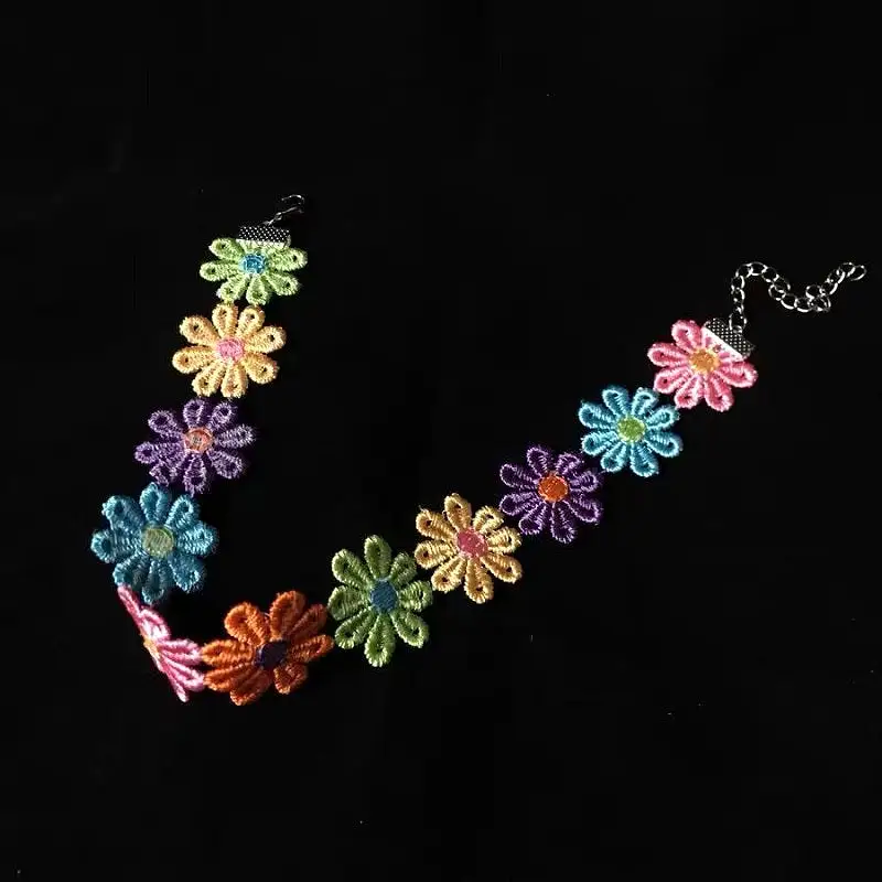 CUTE COLORFUL SEVEN-COLOR FLOWER NECKLACE