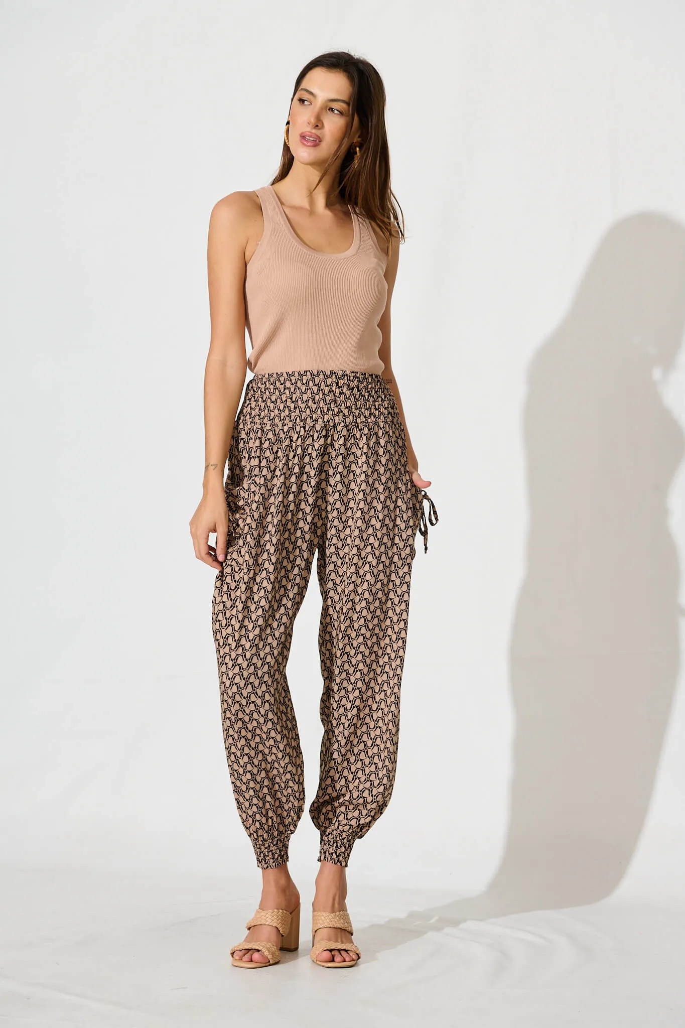 Gabby Lounge Pants In Beige With Black Tile Print