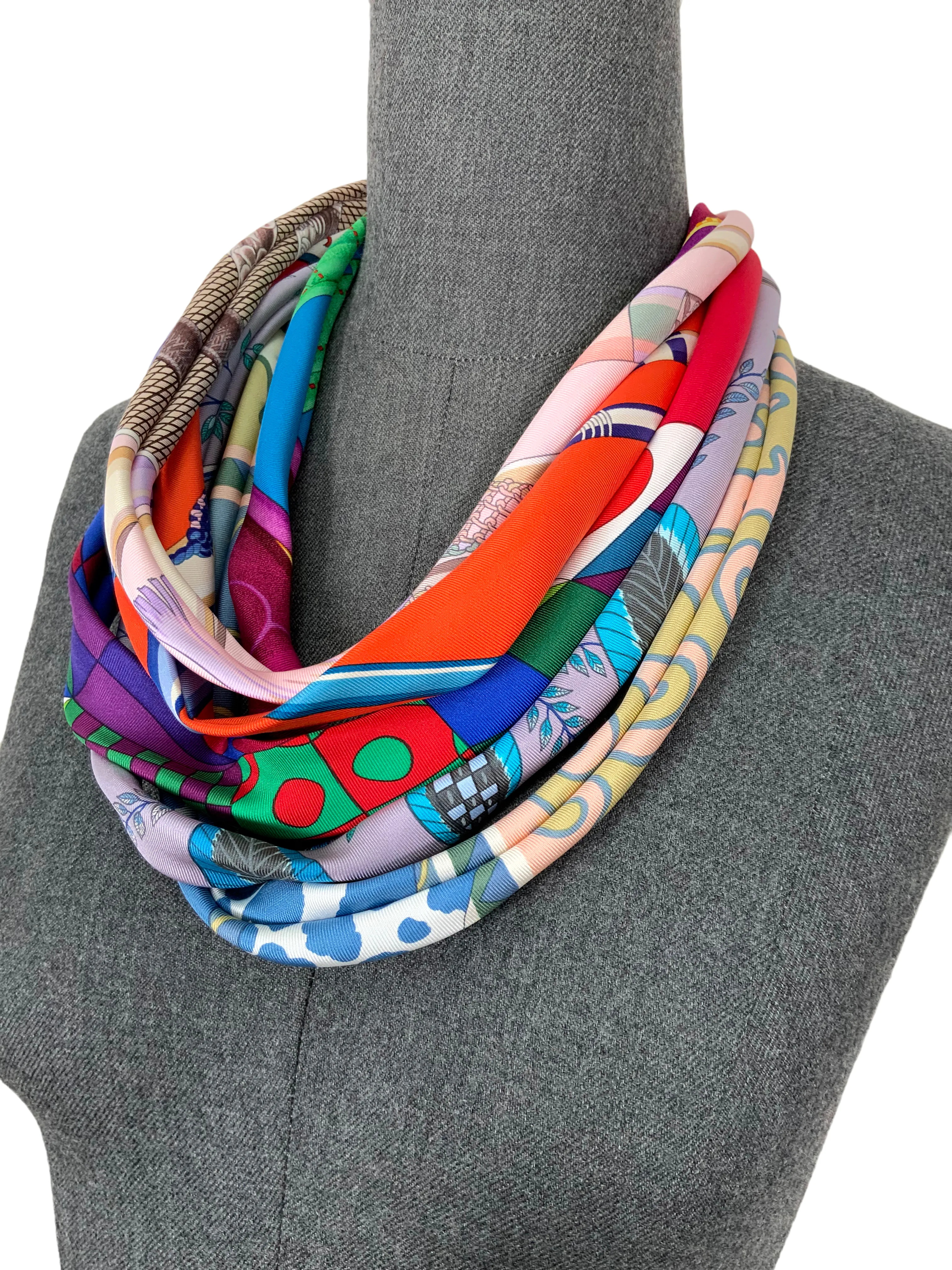 HERMES Silk Scarf Flowing Necklace