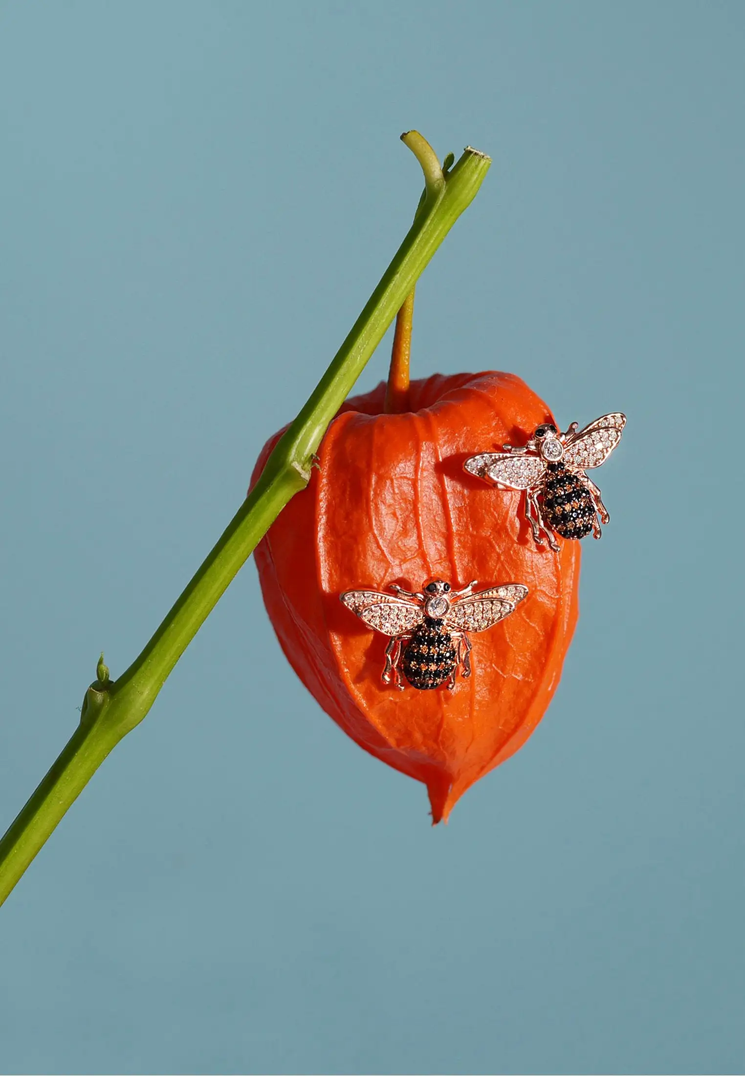 Honey Bee Pendant Necklace Gold