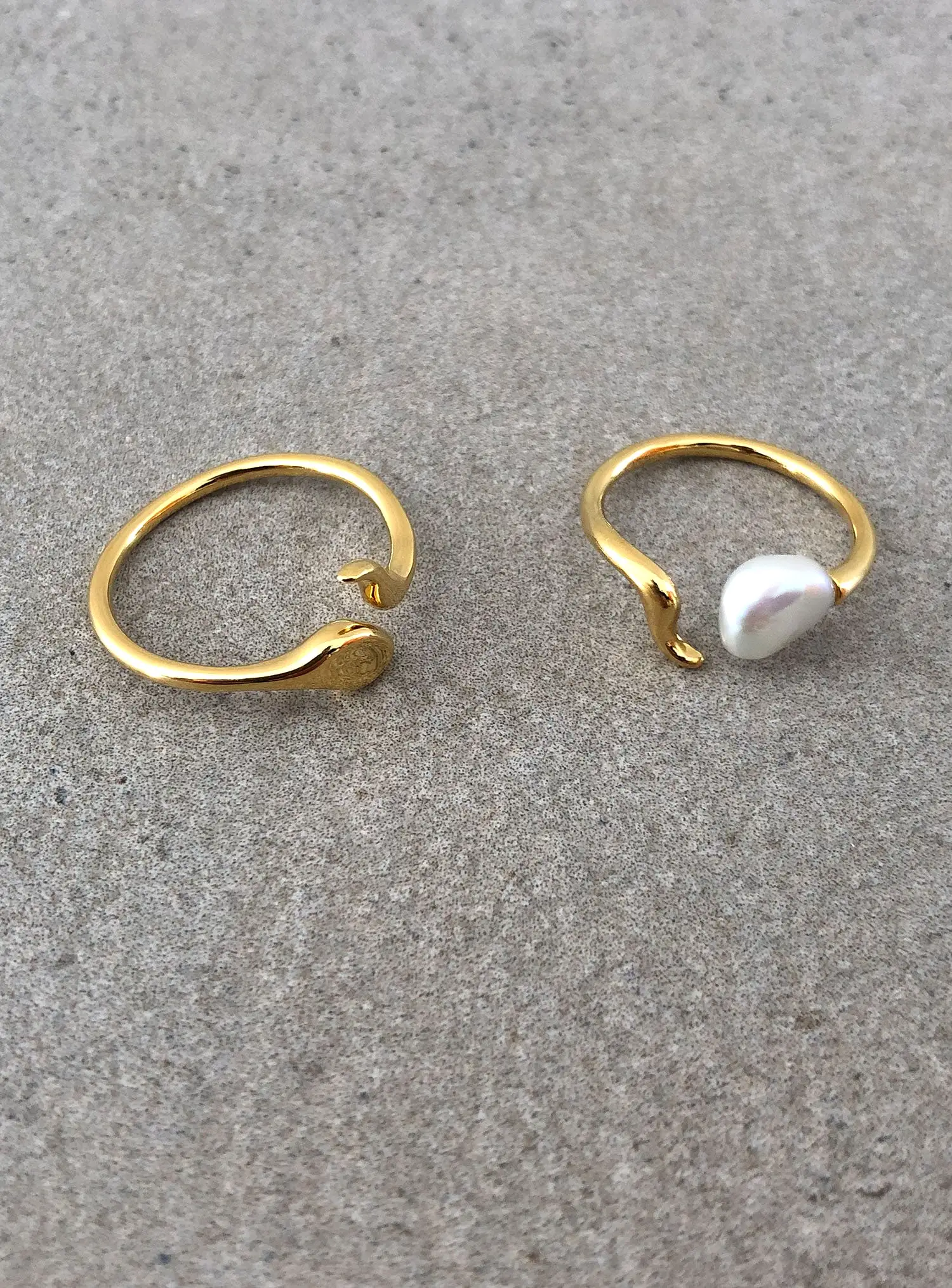 Moon Shine Ring, Gold