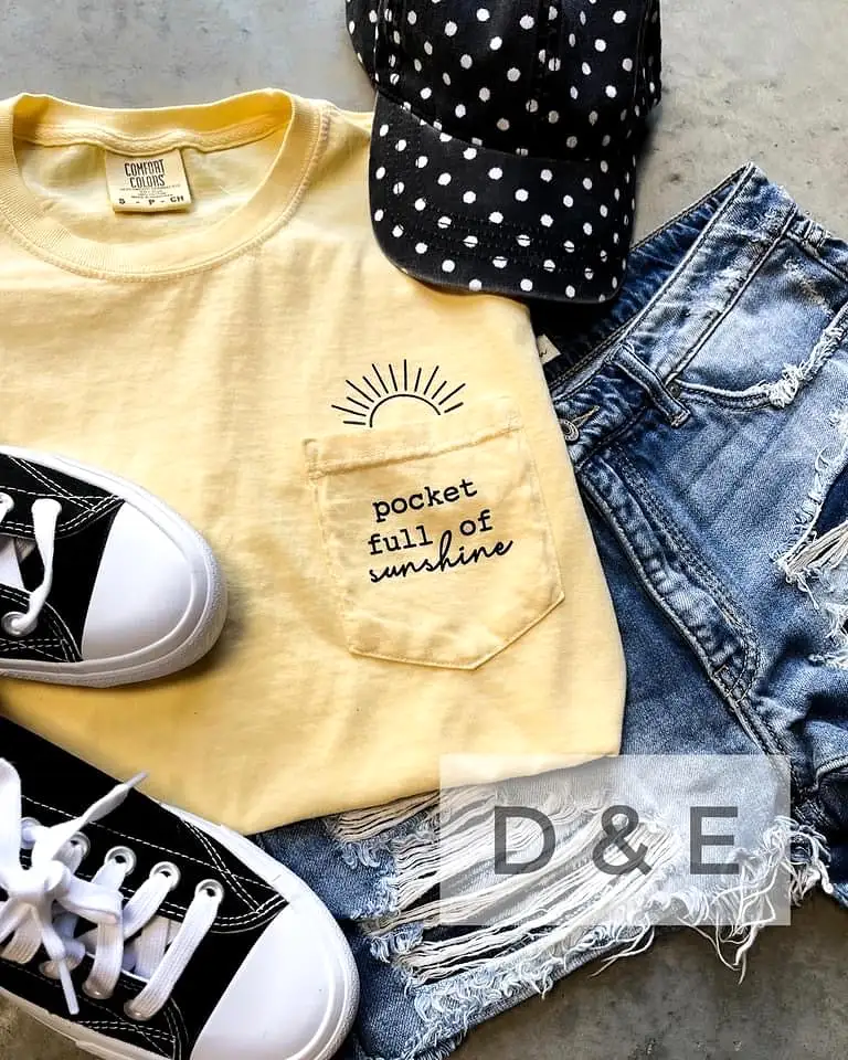 Pocket Full of Sunshine Graphic Tee