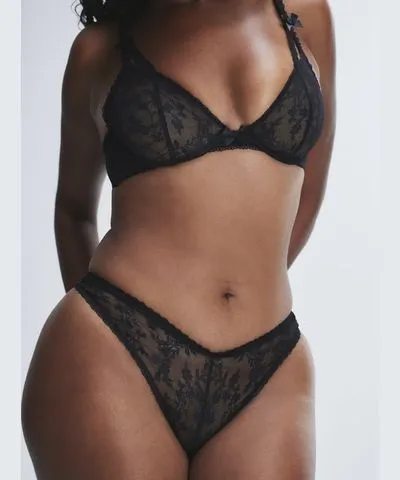 Savage x Fenty Lace After Dark Brazilian Panty