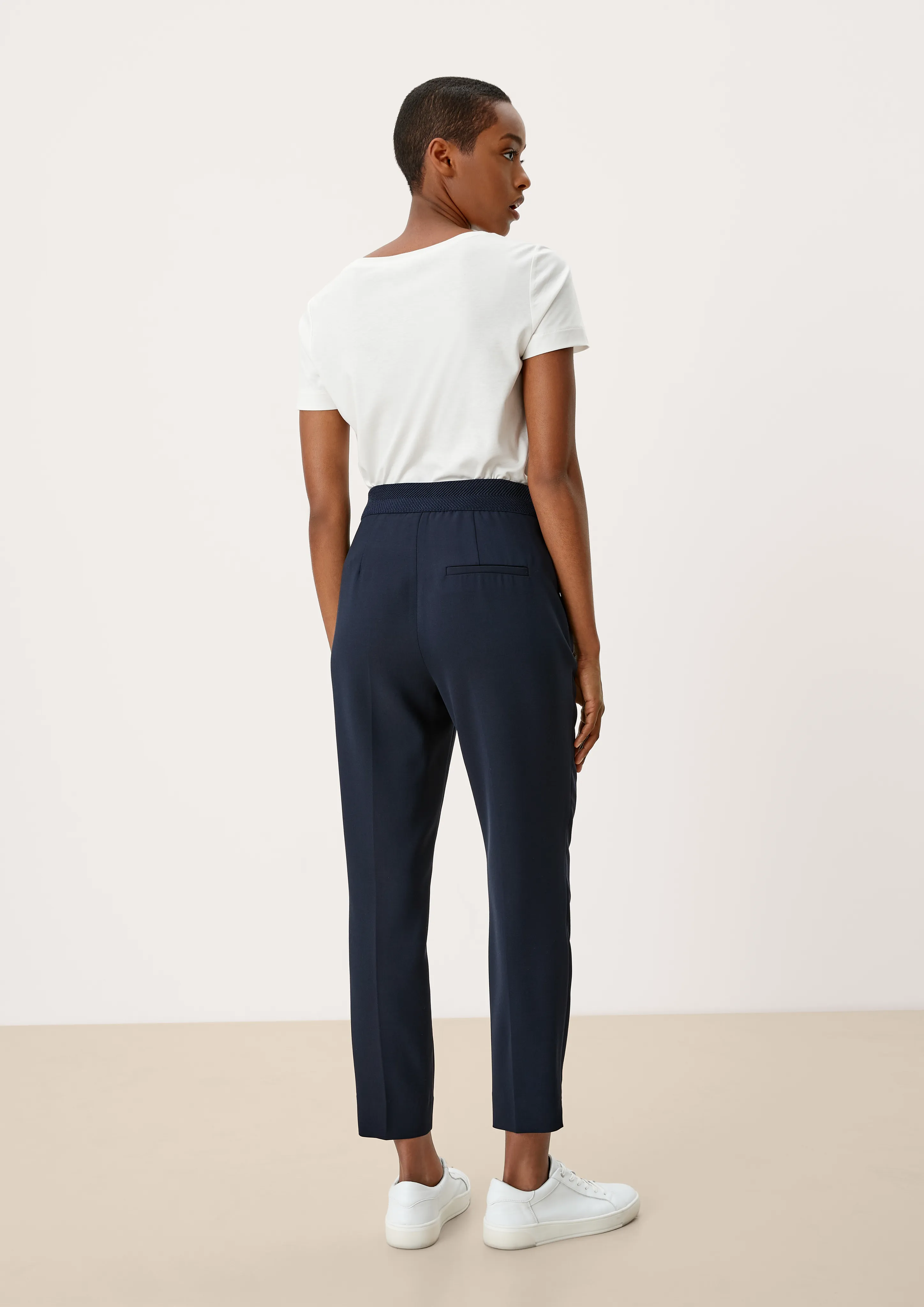 Slim fit: elegant 7/8-length trousers