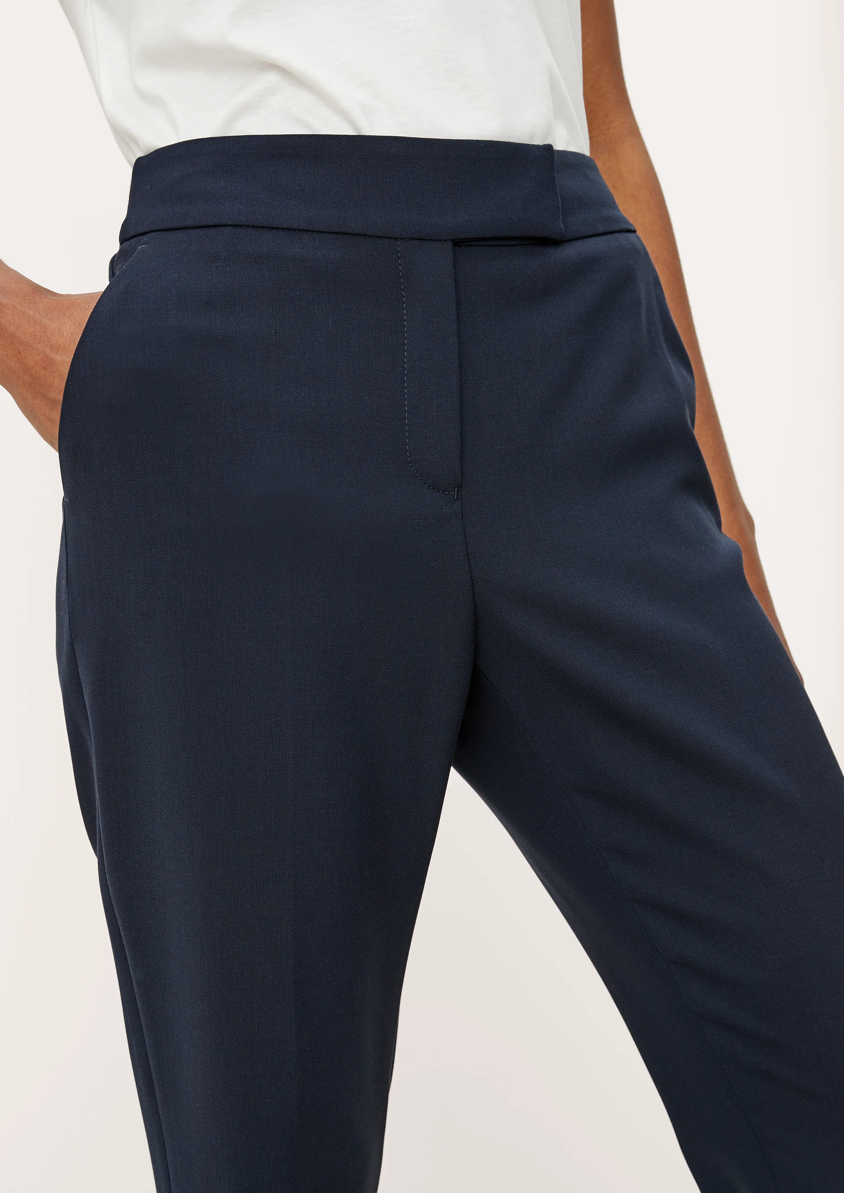 Slim fit: elegant 7/8-length trousers