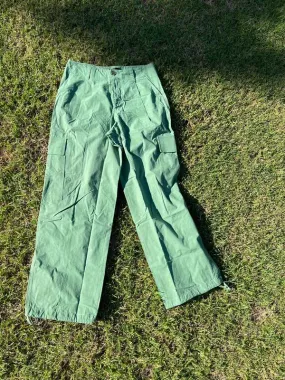 Store Pants