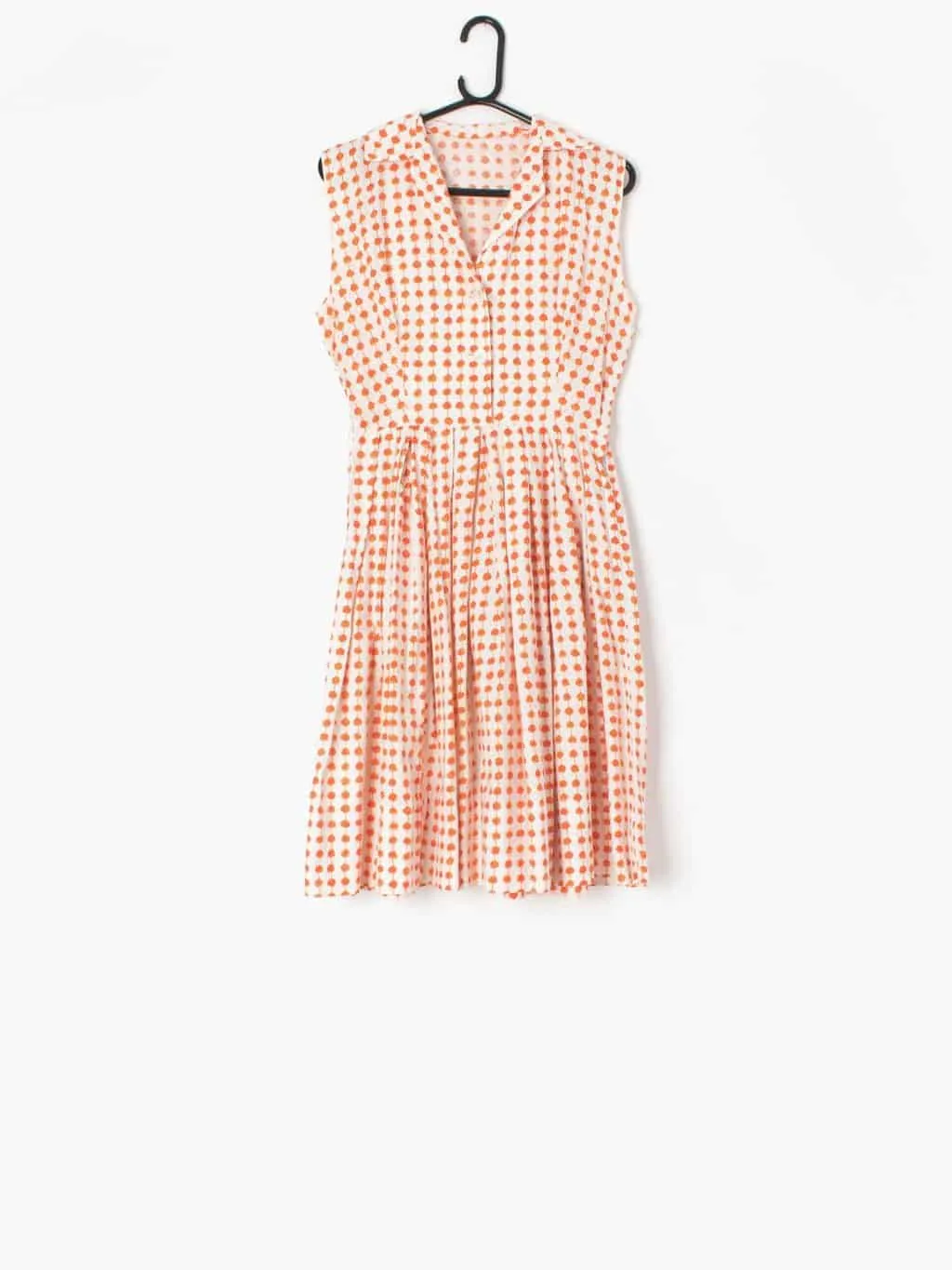 Vintage 1950s orange and white cotton day dress with collar, pleated skirt and side zip – UK 10