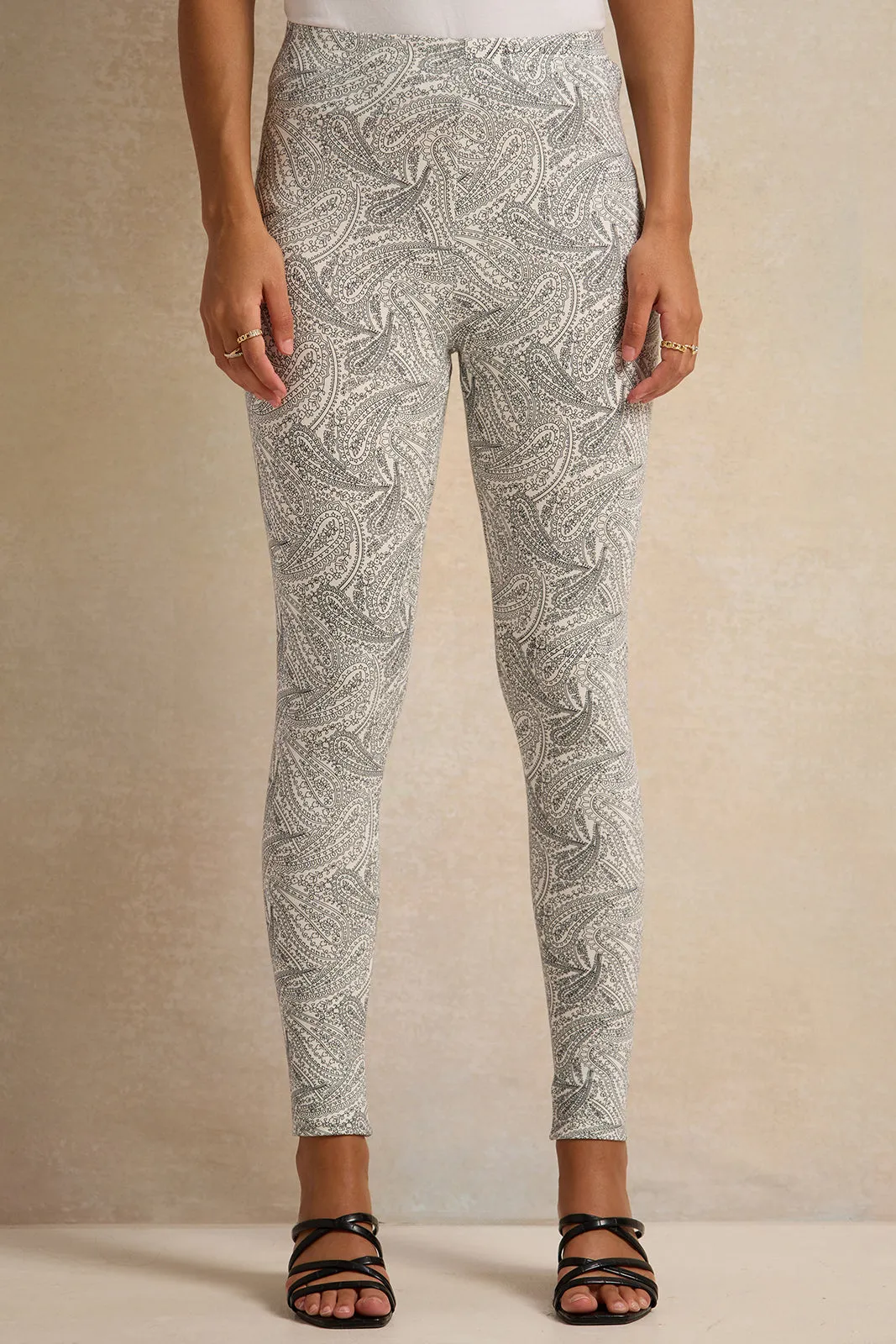 Women Ivory Printed Leggings