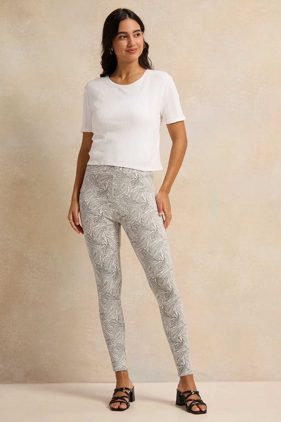 Women Ivory Printed Leggings